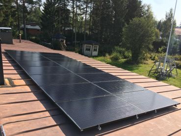 Savon Aurinkoenergia Oy asentaa aurinkosähköjärjestelmät kotitalouksille